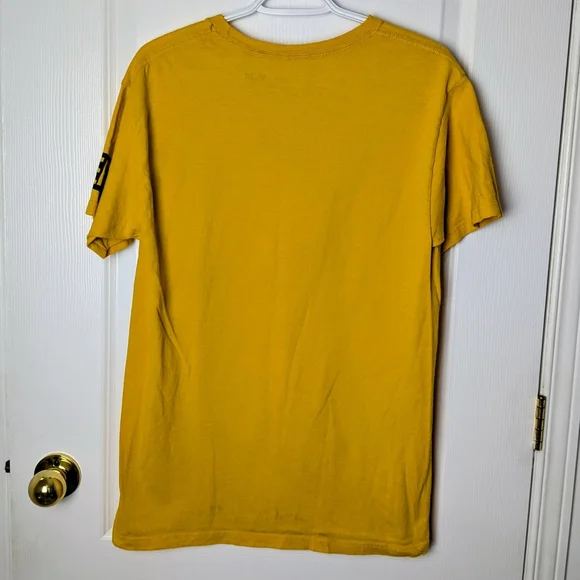 Disney x Neff Mickey Mouse Graphic T-Shirt – Mustard Yellow – Size M - Picture 2 of 5